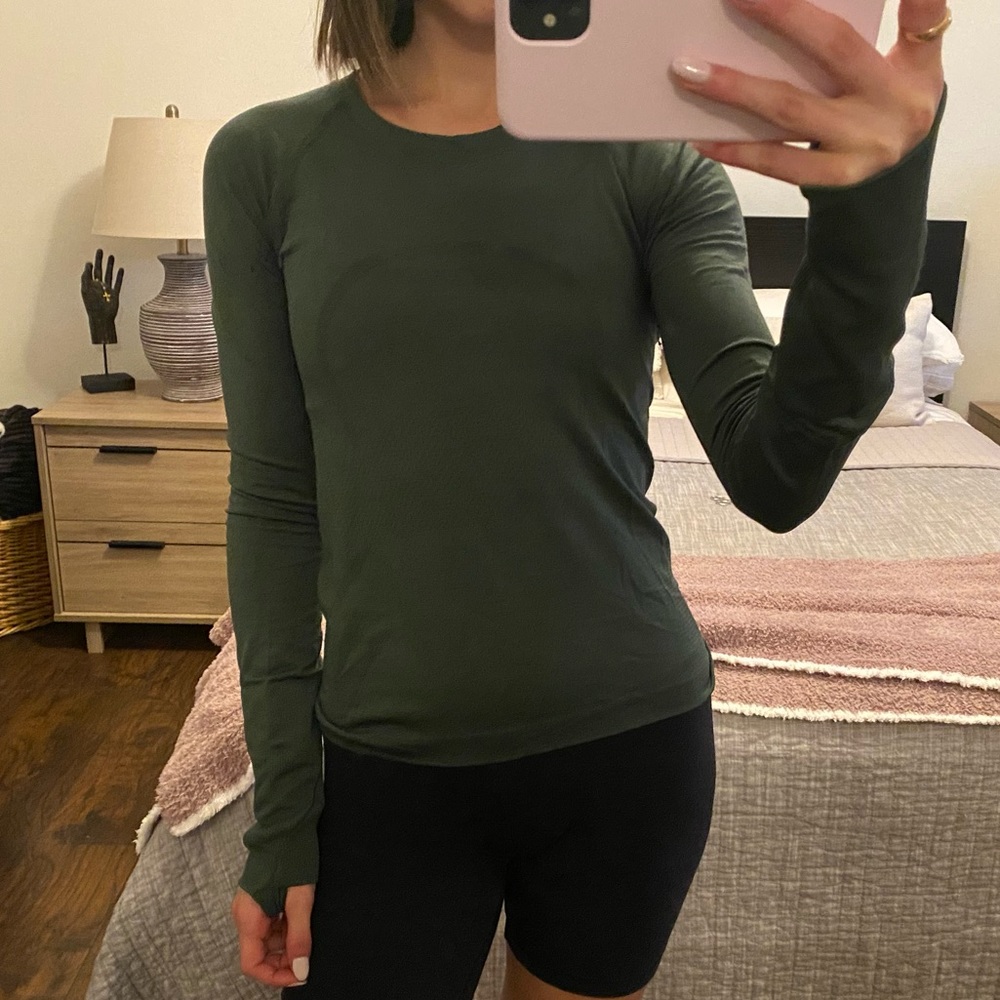 Lululemon Swiftly